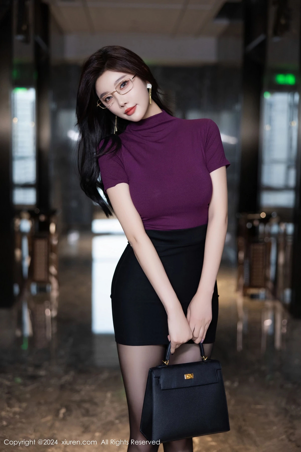 女神杨晨晨Yome性感紫色内衣配超薄无内黑色秀丰腴身材诱惑写真80P-第1章-图片1