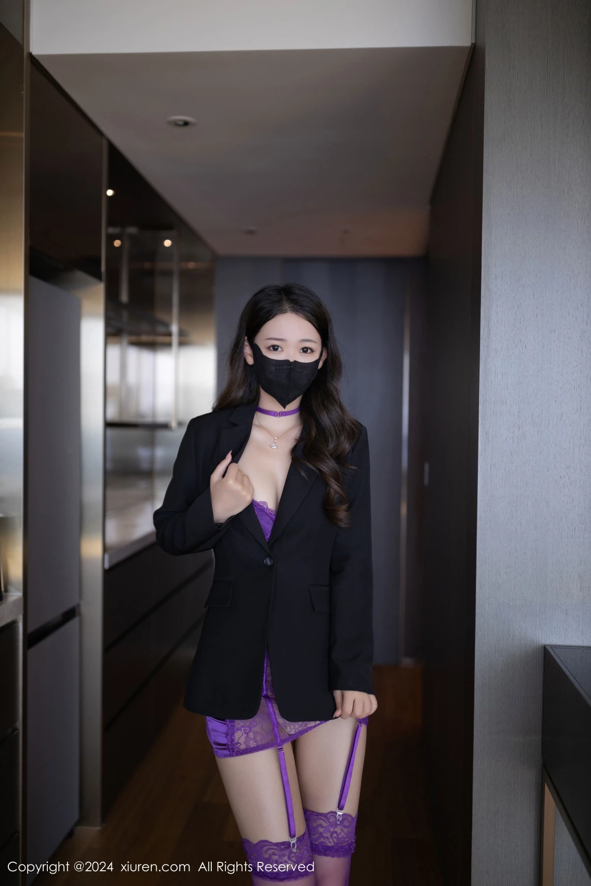 模特唐安琪性感紫色情趣内衣配紫丝吊袜秀曼妙身姿完美诱惑写真81P-第1章-图片2