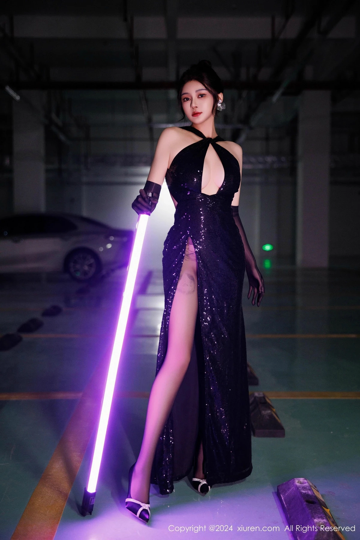 模特凯竹Quinn性感黑色连衣裙配黑丝袜秀丰腴身材撩人诱惑写真82P-第1章-图片3