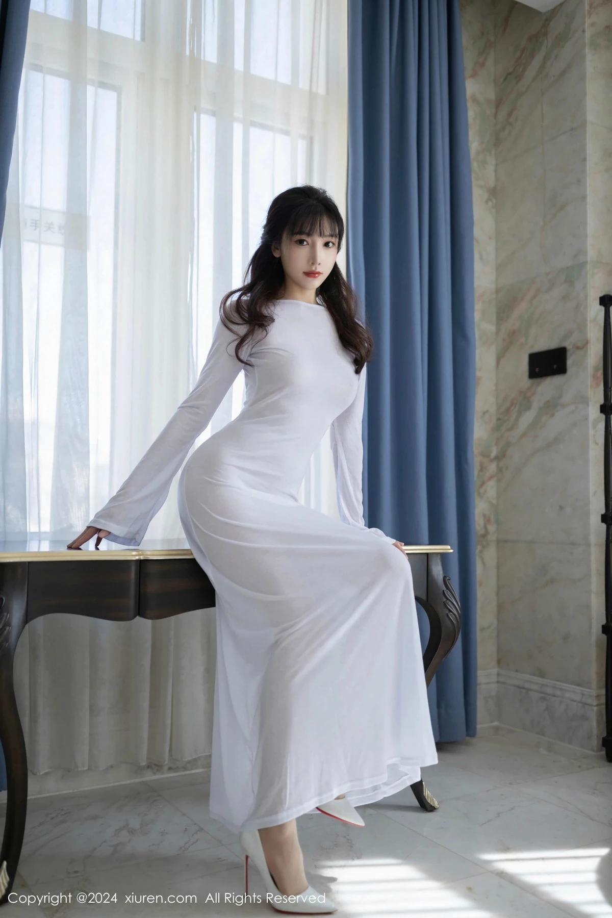 模特陆萱萱私房性感白色薄透礼服配超薄肉丝秀柔美身姿诱惑写真80P-第1章-图片3