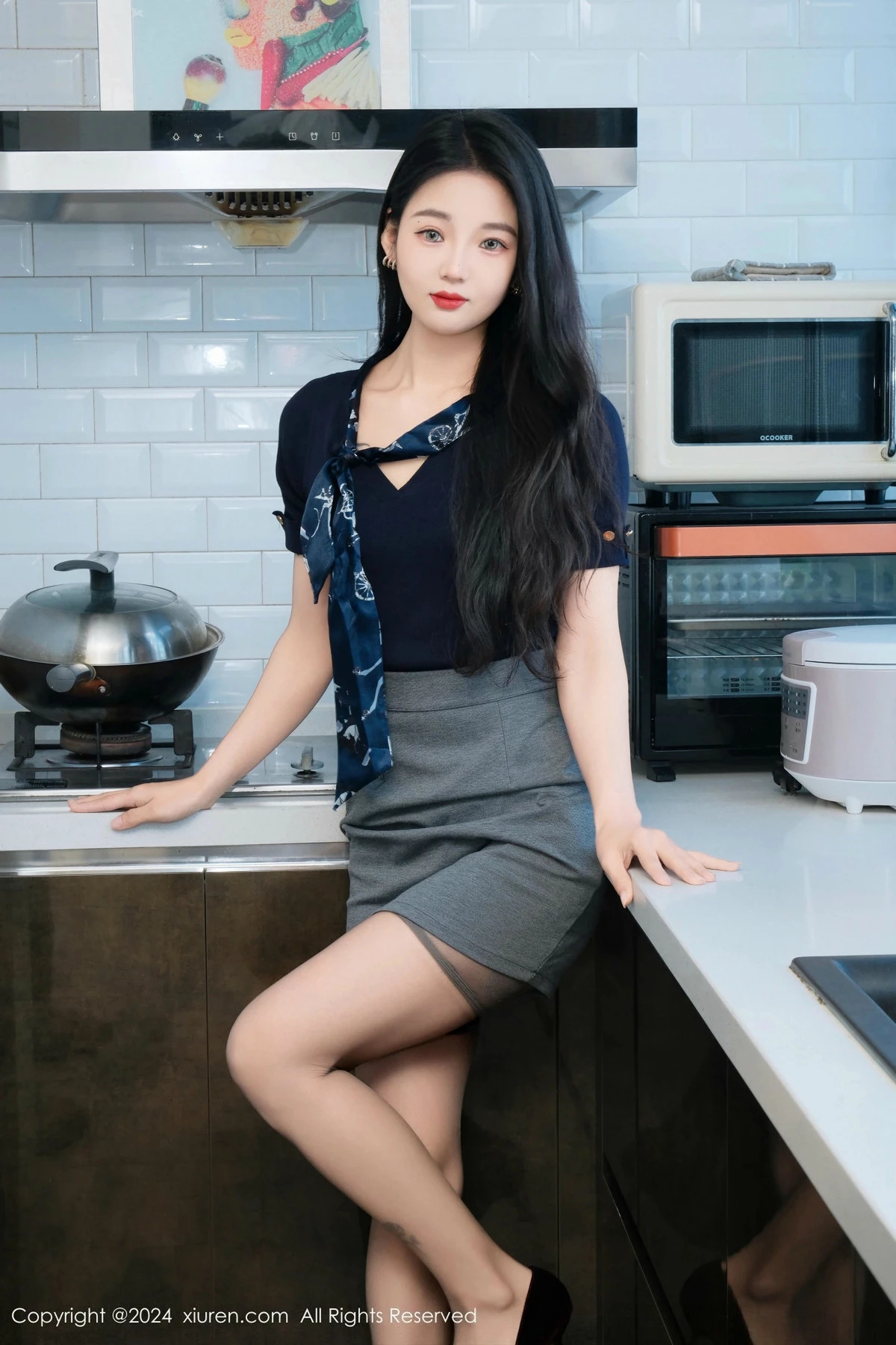 模特希恬儿性感红色情趣护士服配白丝袜秀曼妙身姿撩人诱惑写真66P-第1章-图片2