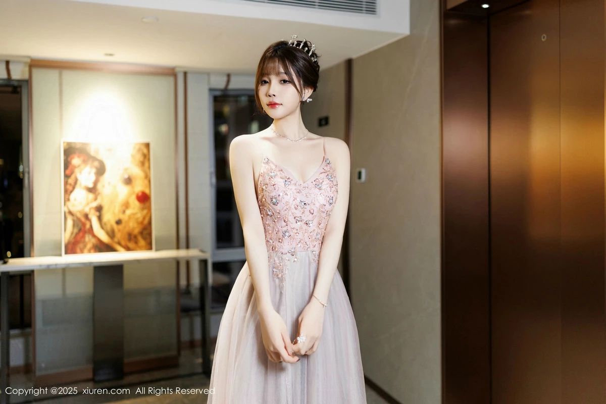 女神徐莉芝Booty性感碎花连衣裙配超薄肉丝秀完美身材诱惑写真100P-第1章-图片3