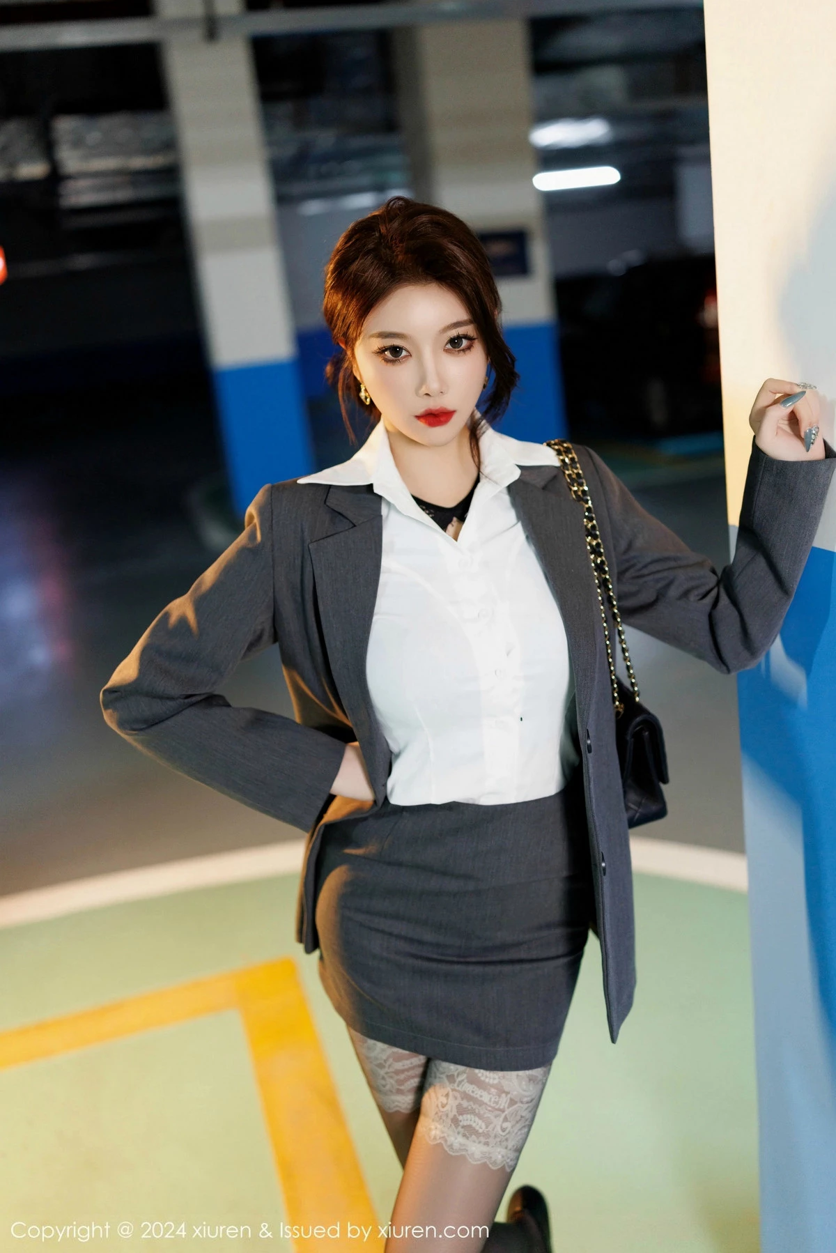 女神杨晨晨Yome性感黑色蕾丝内衣配超薄黑丝秀丰腴身材诱惑写真95P-第1章-图片3