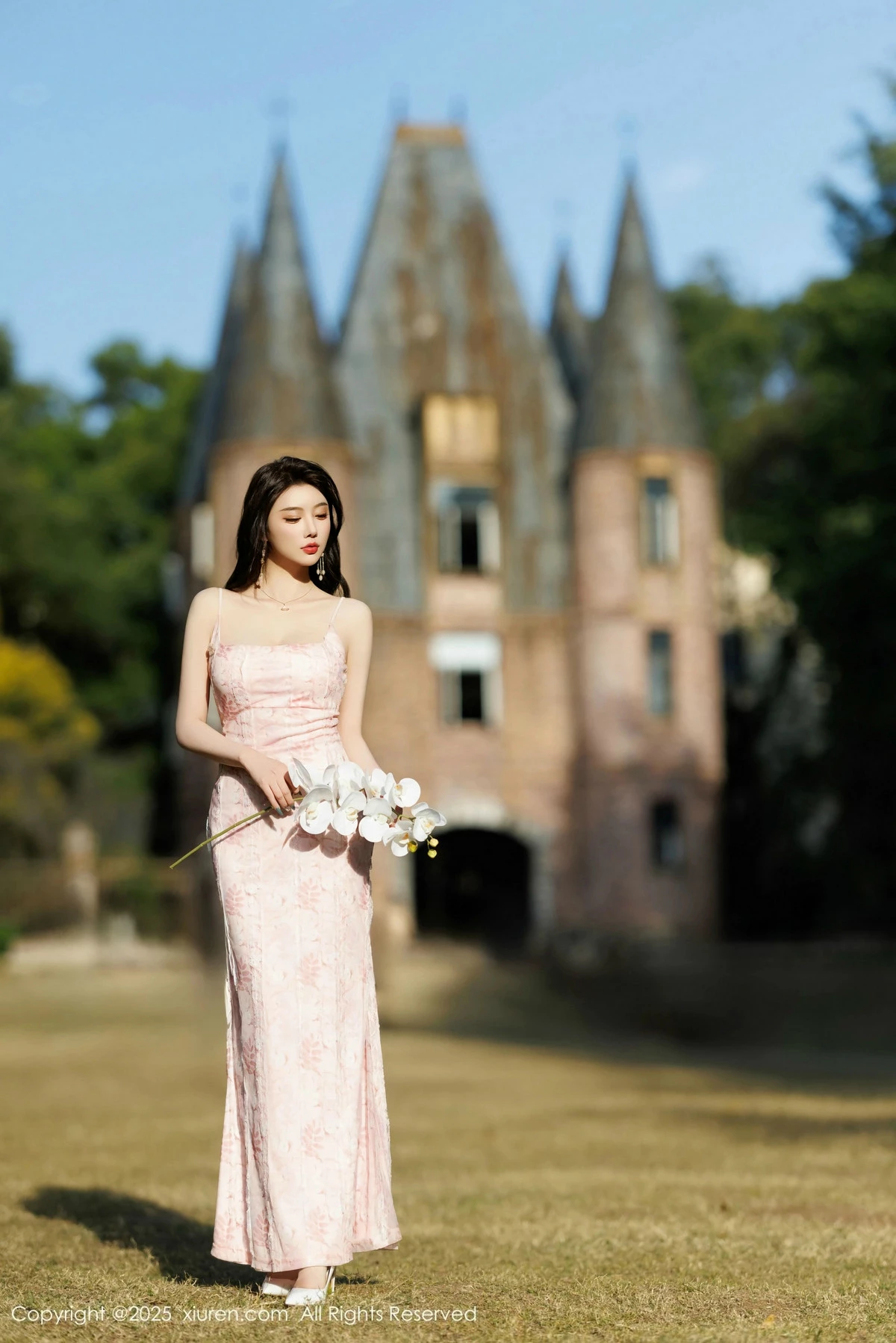 女神杨晨晨Yome粉色连衣裙+白色珍珠内衣秀丰腴身材诱惑写真81P-第1章-图片3