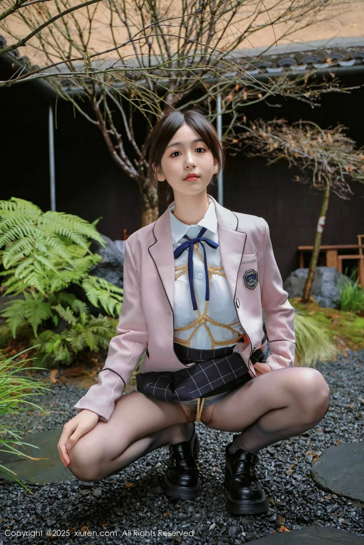 模特奶芙乔乔捆绑主题性感JK制服配超薄黑丝秀凹凸身材诱惑写真72P-第1章-图片2