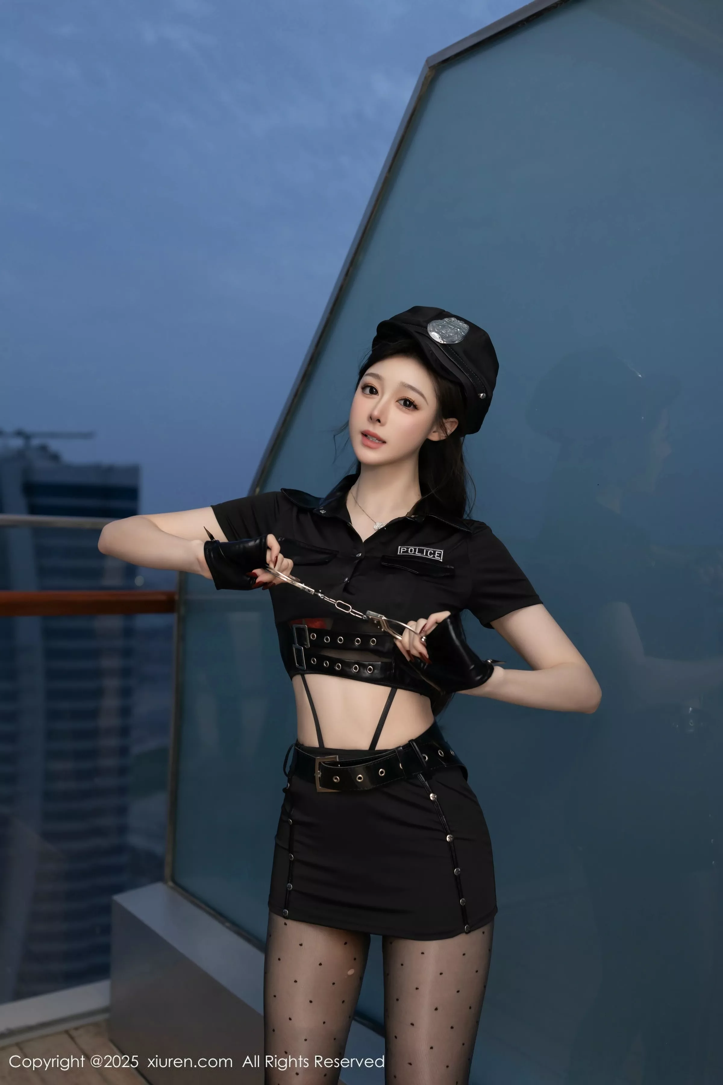 模特小逗逗性感黑色制服露黑色情趣内衣配超薄黑丝极致魅惑写真80P-第1章-图片2