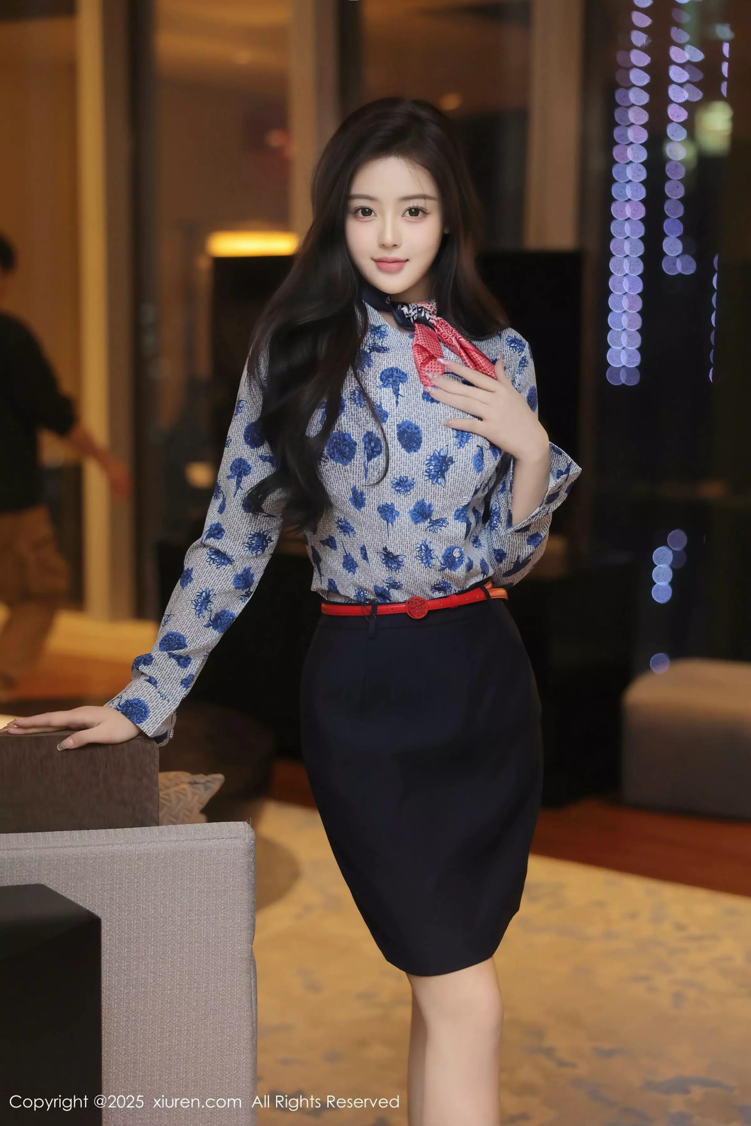 模特希雅sia性感空姐制服露紫色情趣内衣秀丰腴身材完美诱惑写真59P-第1章-图片3