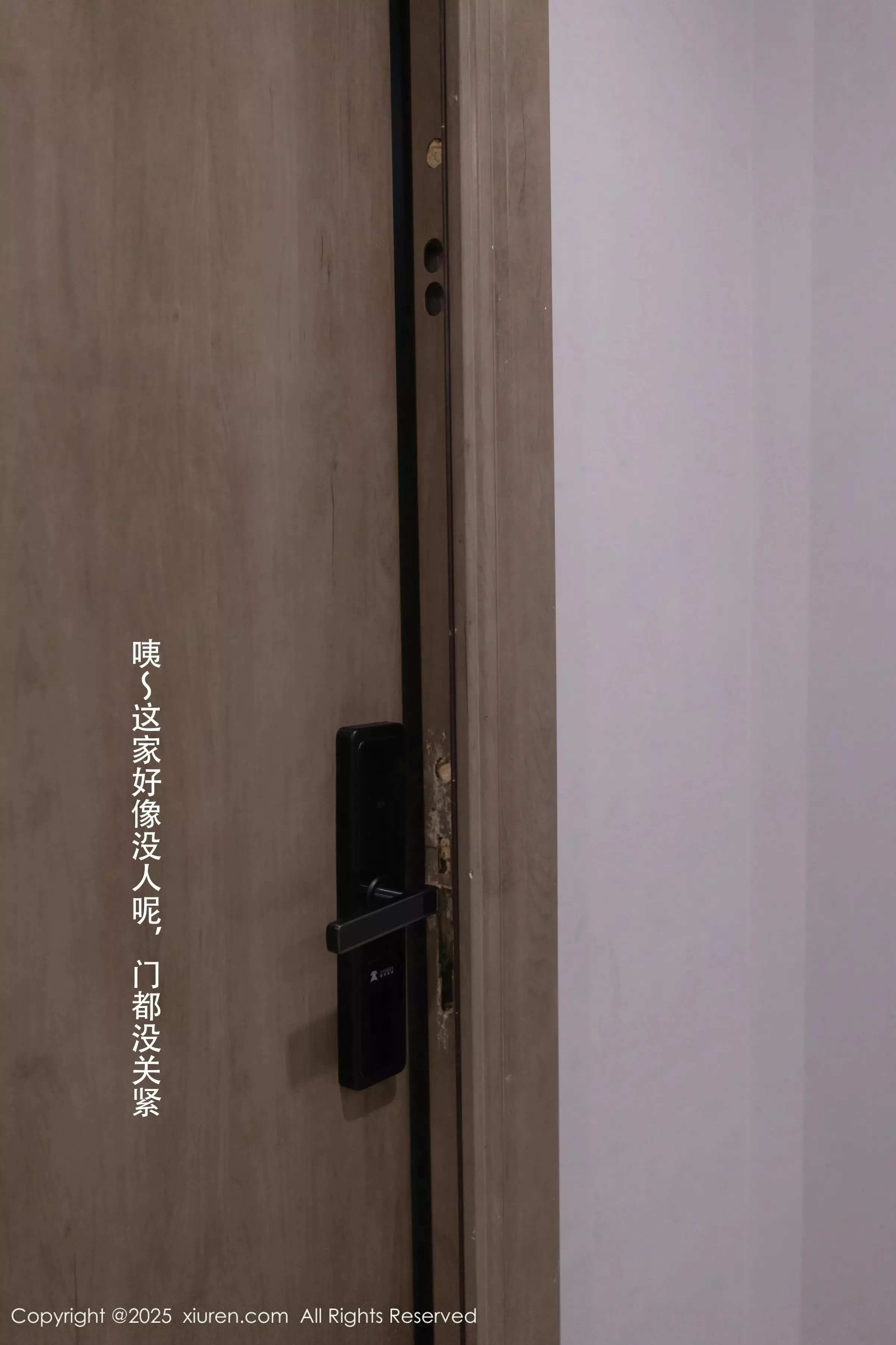 模特杏子Yada性感灰色瑜伽服露紫色内衣秀曼妙身姿诱惑写真82P-第1章-图片2