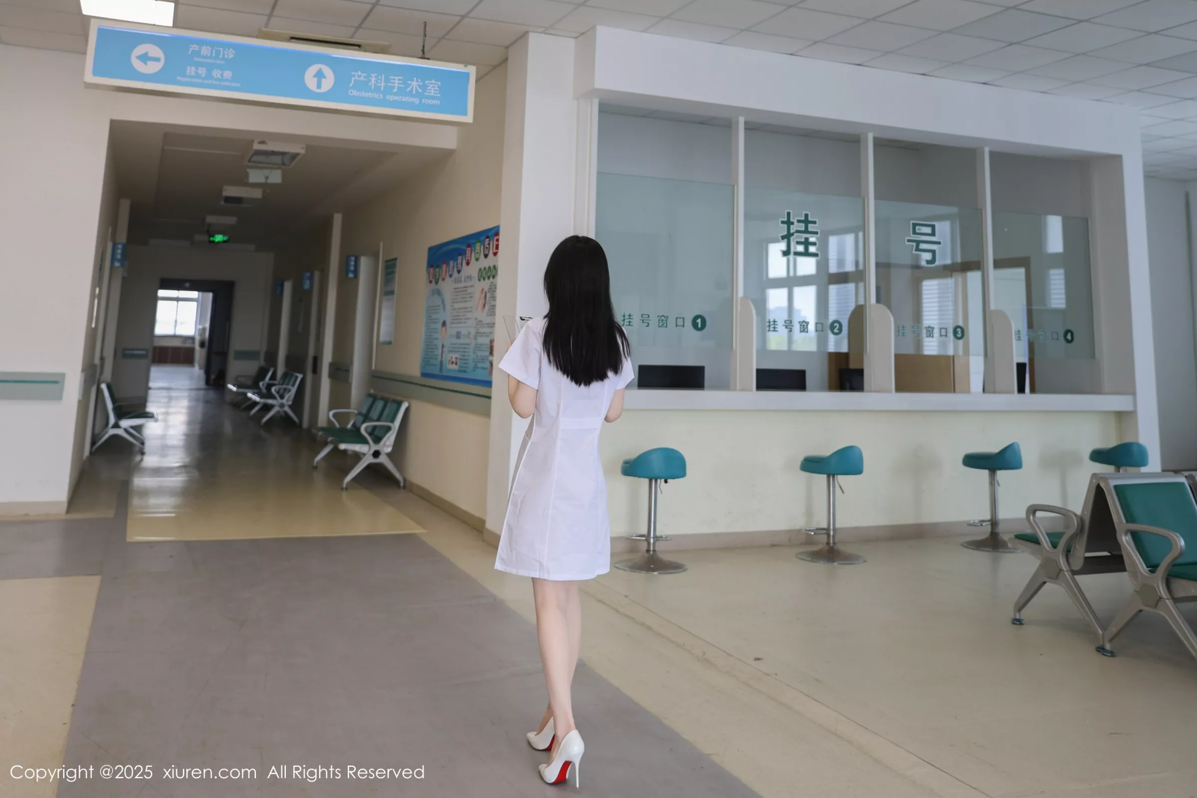 新人模特布丁wow白色护士制服配超薄肉丝秀修长美腿性感写真80P-第1章-图片3