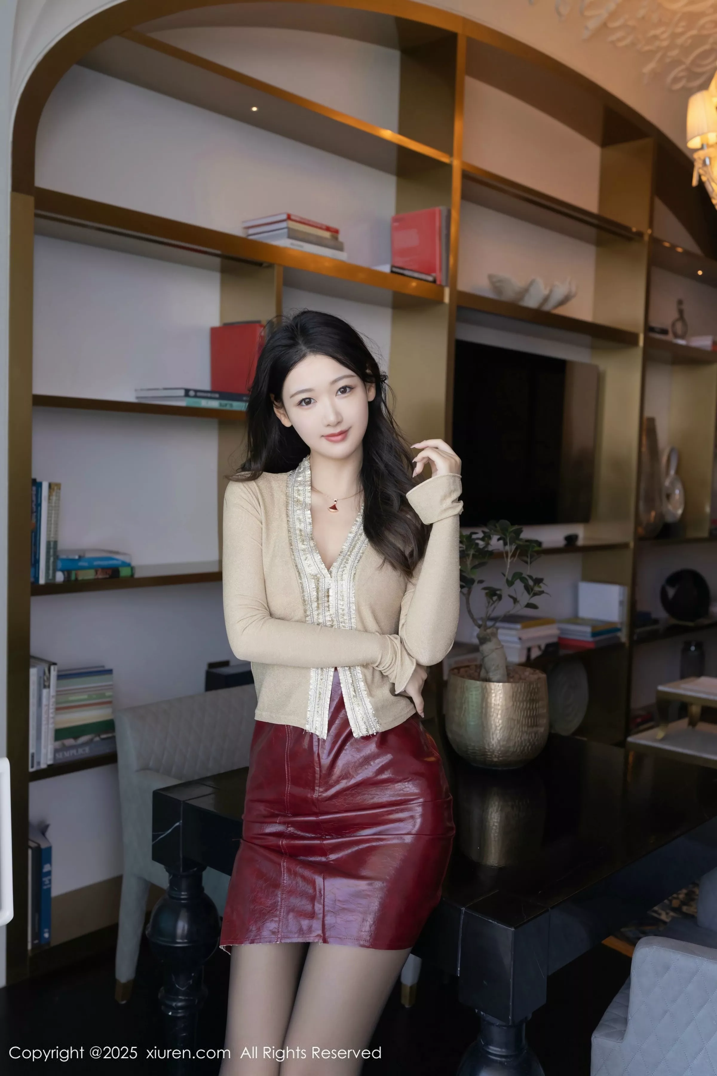 模特唐安琪性感红色内衣配红皮裙露超薄黑丝秀曼妙身姿诱惑写真83P-第1章-图片3