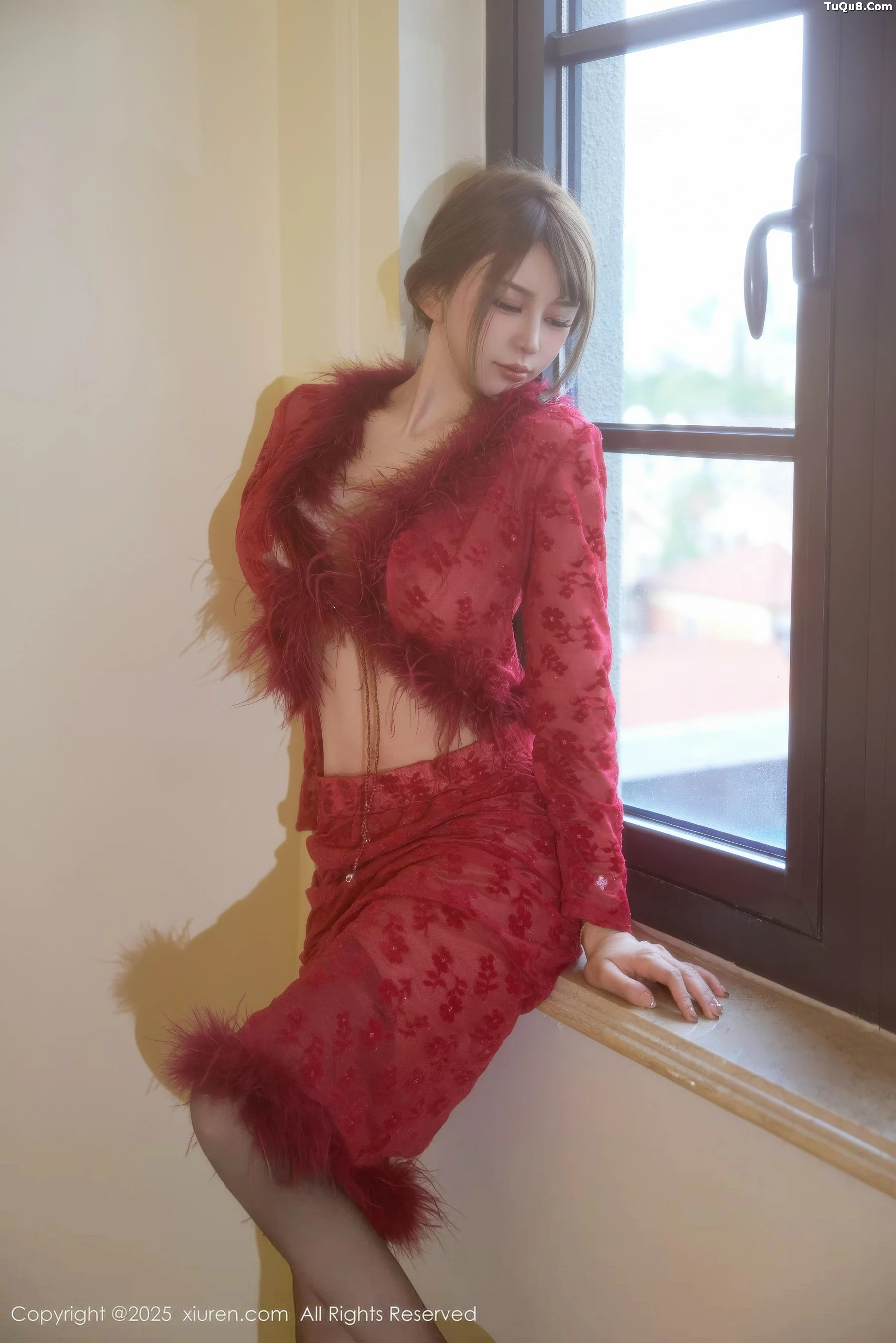 模特Zoe柚柚性感红色复古服饰配超薄黑丝秀凹凸身材诱惑写真52P-第1章-图片2