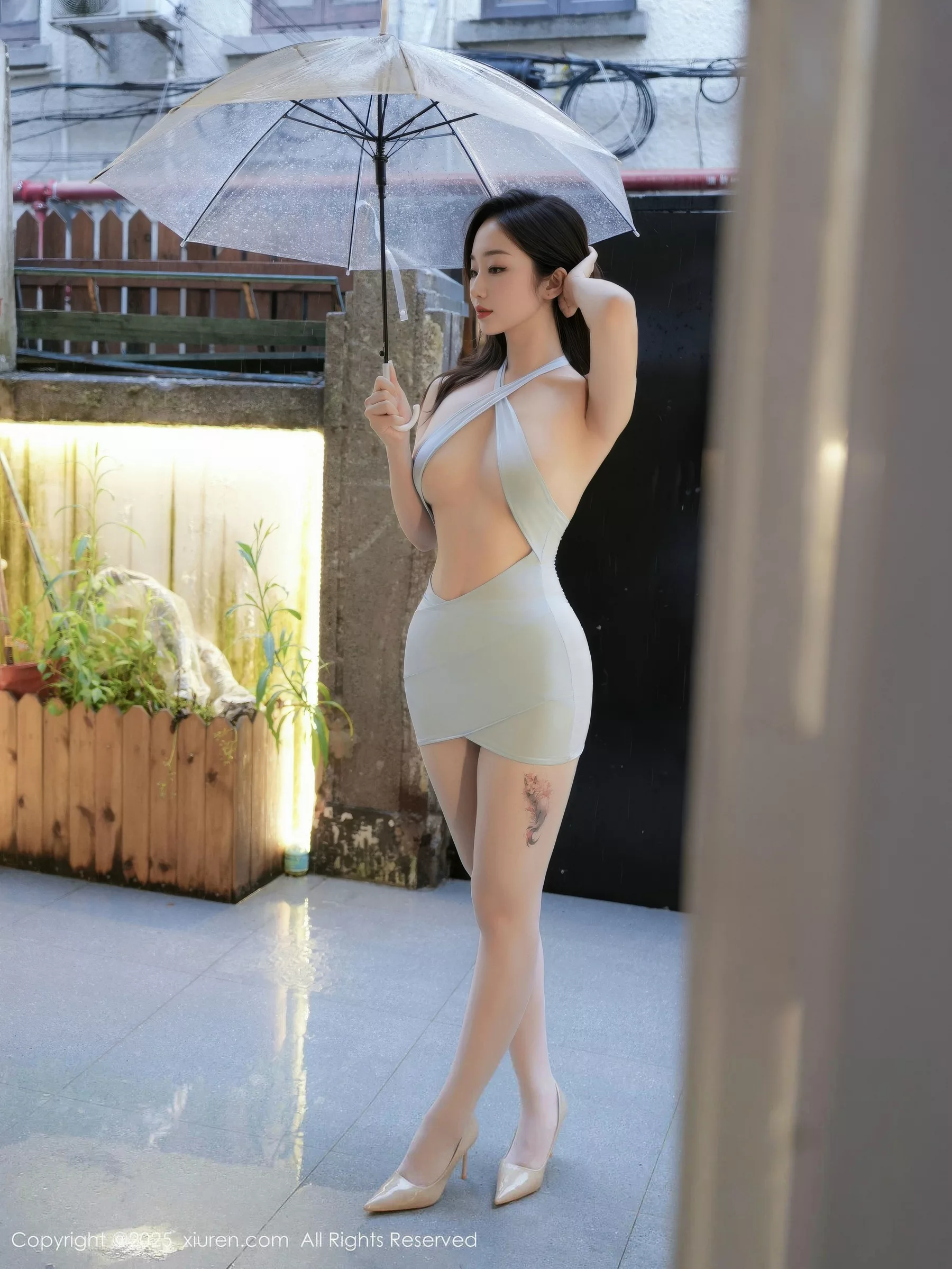 模特楠芝性感蓝色连衣短裙配超薄白丝秀丰满身材惹火诱惑写真56P-第1章-图片4