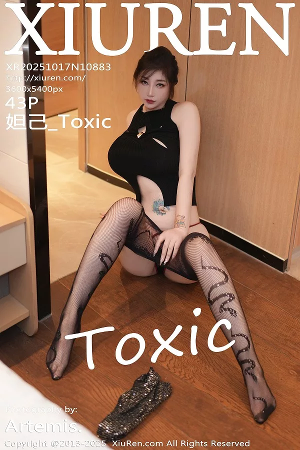 女神妲己_Toxic性感黑色情趣服饰配黑丝网袜秀丰腴身材诱惑写真43P